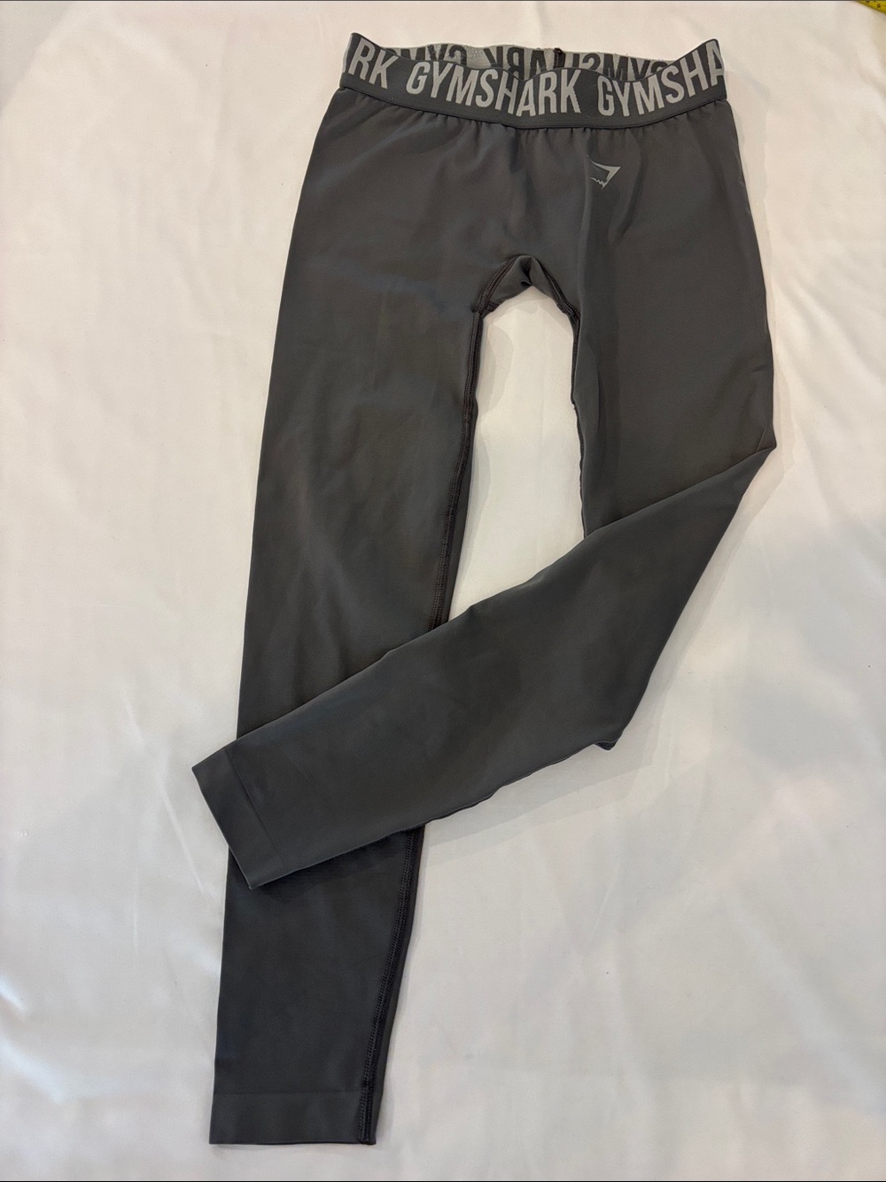 Gymshark women’s gray seamless Athleisure leggings - size Small